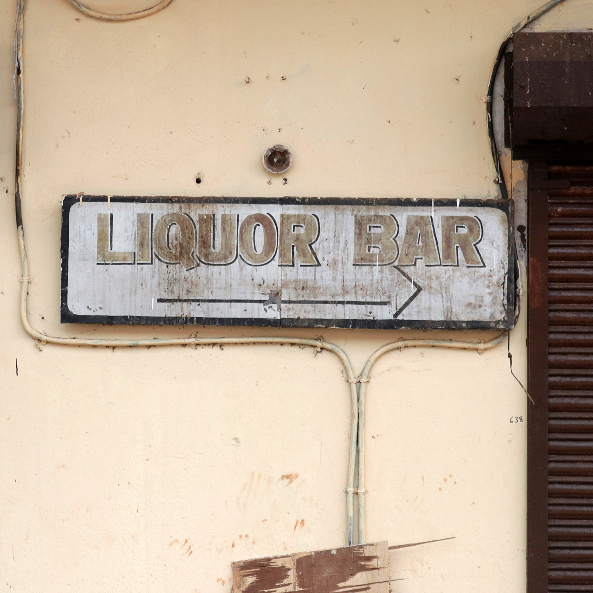 Liquor Bar
